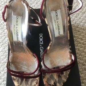 ♥️DOLCE a& GABBANA SANDALS♥️